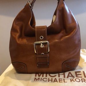 Brown leather Michael Kors hobo bag